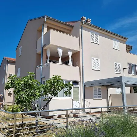 Apartment Marija Biograd Na Moru